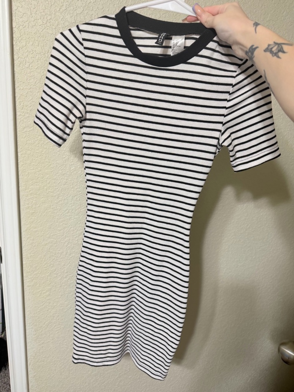 Fitted Black & White Stripe Short Sleeve Dress